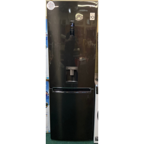 93 - LG THINQ FROST FREE FRIDGE FREEZER WITH WATER DISPENSER GBF61BLHEN - POWERS UP BUT SHOWS E FF ERROR ... 