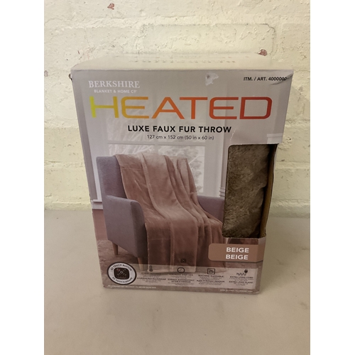 59 - BOXED BERKSHIRE LIFE HEATED LUXE FAUX FUR THROW IN BEIGE 127CM X 152CM