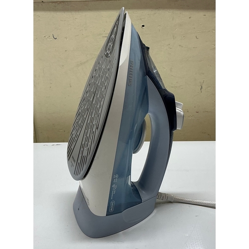 144 - PHILLIPS STEAM GLIDE IRON IN BLUE