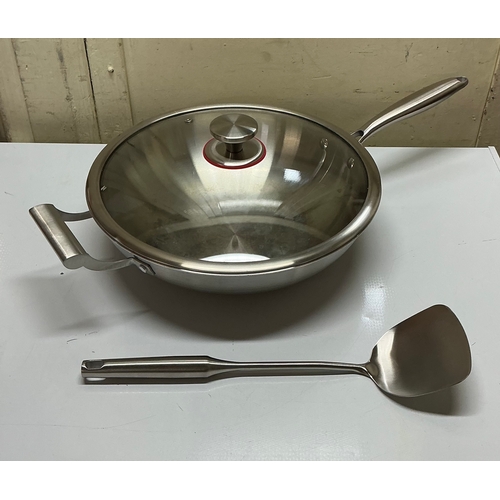 147 - MIU STAINLESS STEEL WOK AND LID WITH SPATULA - NOTE VERY SLIGHT PREVIOUS USEAGE