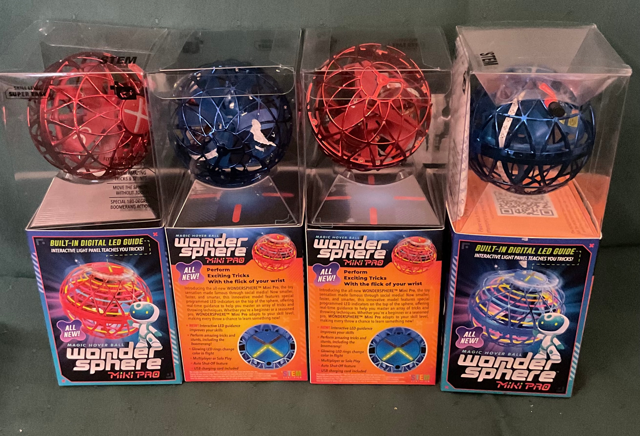 SET OF 4 WONDER SPHERE MINI PRO’S - 2X BLUE 2X RED