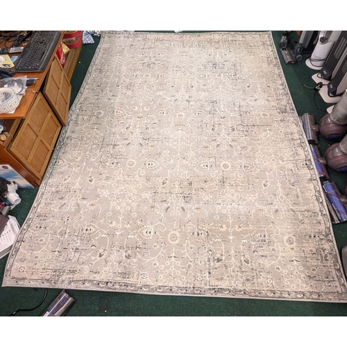 64 - Guinevere Area Rug in Ambrose Grey, 198 x 274 cm