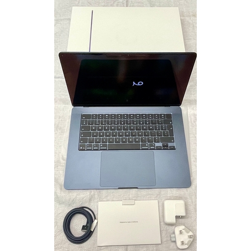 60 - APPLE MACBOOK AIR 15 M MW1M3B/A M4 512GB 10C/10G, WITH BOX, CHARGER, DOCS