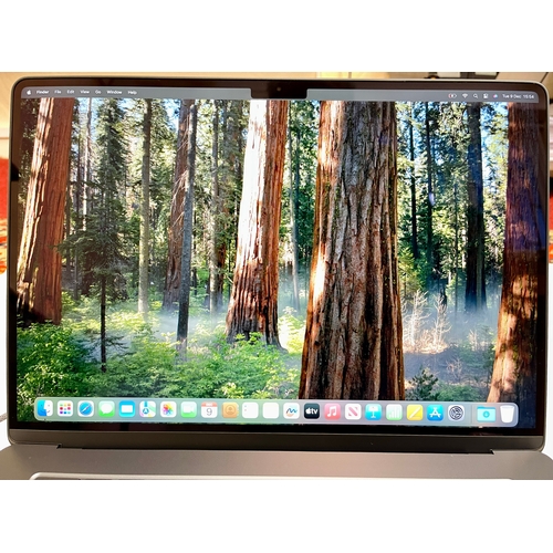 61 - APPLE MACBOOK AIR 15 MN MC9G4B/A M3 256GB 8C/10G  S/N. HM2QYJDQ9T -BOX, CHARGER, DOCUMENTS