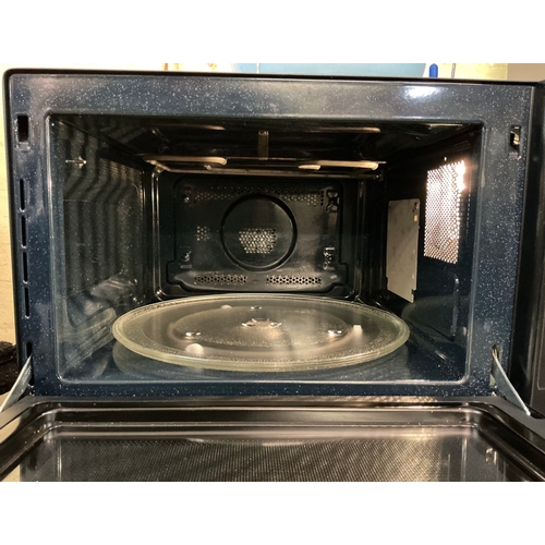 98 - SAMSUNG SMART THINGS 3 IN 1 COMBINATION MICROWAVE OVEN - MICROWAVE/AIR FRYER/ OVEN - WITH PLASTIC MI... 