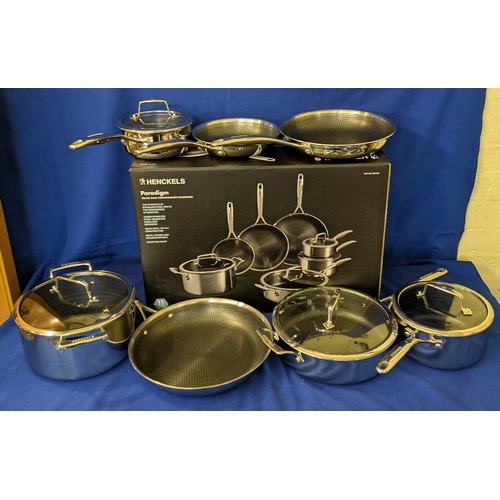 99 - BOXED HENCKELS 11 PIECE PARADIGM STAINLESS STEEL COOKWARE SET 7 PANS 4 LIDS
