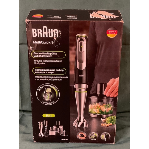 113 - BOXED BRAUN MINIPIMER 9 HAND HELD MIXER WITH ACCESSORIES A/NEW