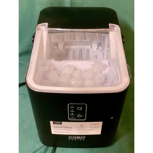 118 - CASA DESIGN ICE CHEF COMPACT ICE CUBE MAKER