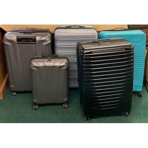 225 - 5X HARDSIDE SPINNER SUITCASES - 4X LARGE AND 1 SMALL - ALL WITH FAULTS INCLUDING CASE DAMAGE, MISSIN... 