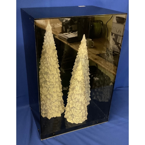263 - A WHITE CHRISTMAS TREE SCENE IN PLASTIC DISPLAY CASE - APPROX 60.CM.H X 40.CM.W X 30.CM.D