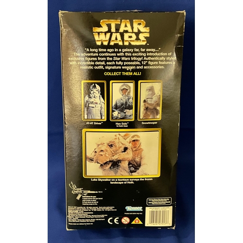 266 - BOXED 1997 KENNER LUKE SKYWALKER IN HOTH GEAR STAR WARS ACTION COLLECTION FIGURINE 27917/27915 ASST