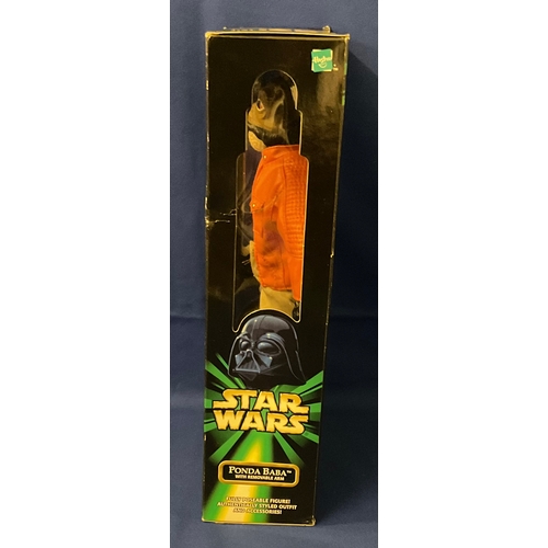 281 - BOXED HASBRO 57114/57111 ASST PONDA BABA STAR WARS THE POWER OF THE FORCE FIGURINE