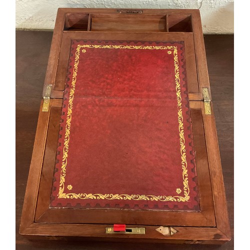 309 - A VICTORIAN WALNUT AND CHEQUER BANDED WRITING SLOPE, WITH BRASS INLAID SHIELD TO FRONT, AND RED LEAT... 
