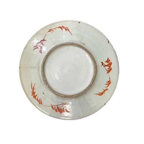354 - A LARGE CHINESE CHARGER - A 19TH CENTURY CHINESE FAMILLE VERTE CHARGER DECORATED IN LARGE WHITE CHRY... 