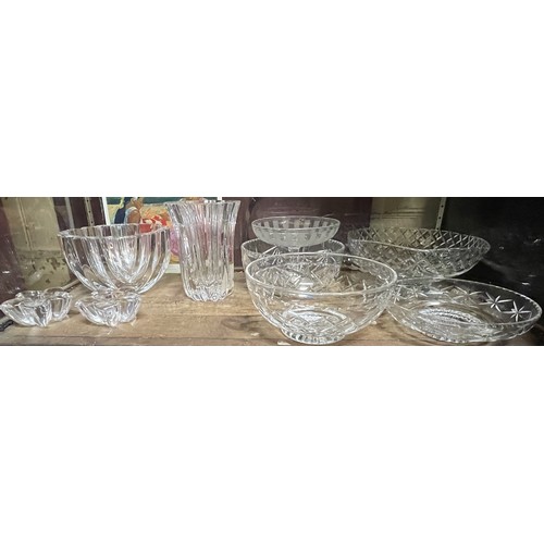 458 - X2 HEAVY ORREFORS SWEDISH CRYSTAL BOWLS, A PAIR OF CANDLE HOLDERS TO MATCH AND A X4 LEAD CRYSTAL FRU... 
