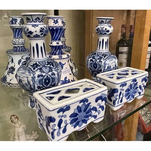 472 - PAIR OF DUTCH DELFT TULIP VASES MARKED TO BASE DELFT DEC513, A PAIR OF BLUE AND WHITE RECTANGULAR PL... 