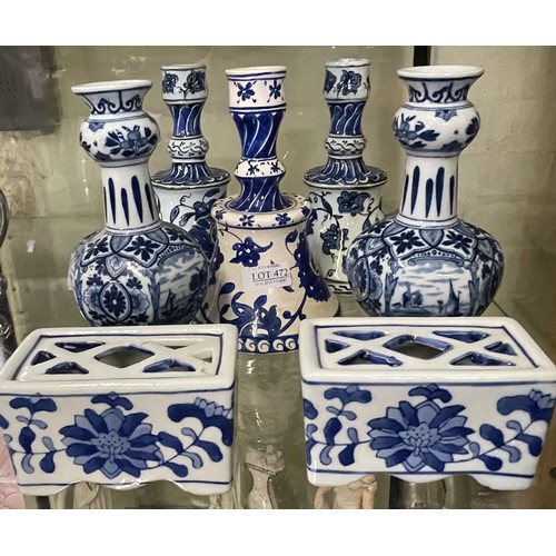 472 - PAIR OF DUTCH DELFT TULIP VASES MARKED TO BASE DELFT DEC513, A PAIR OF BLUE AND WHITE RECTANGULAR PL... 