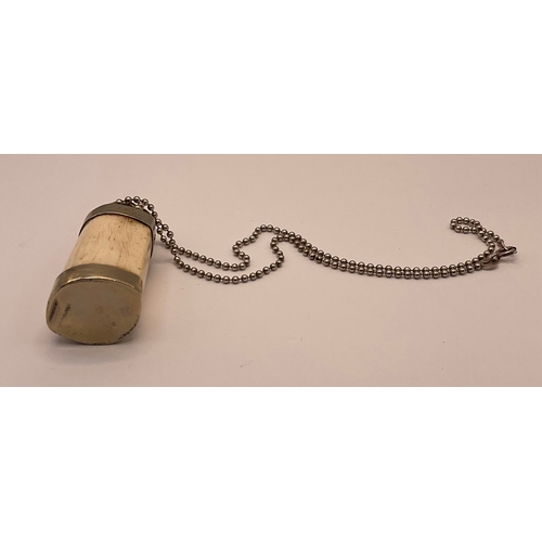 351A - A CHINESE WHITE METAL AND BONE SNUFF BOTTLE, ON AN ENGLISH SILVER CHAIN HALLMARKED 925