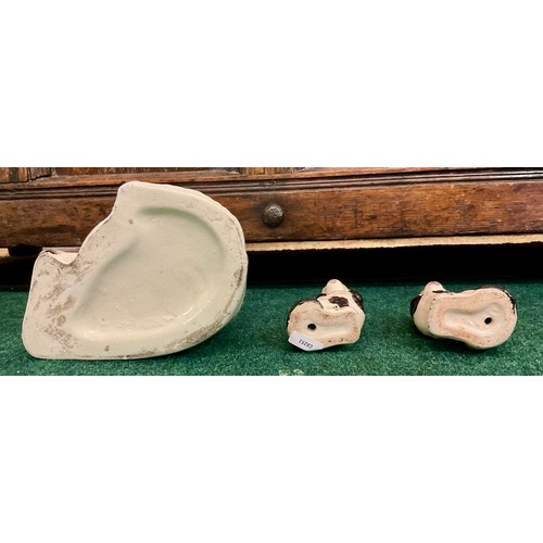 450 - 3X ANTIQUE STAFORDSHIRE DOG FIGURINES TALLEST IN WHITW WITH PINK MOUTH AND 2 OTHERS IN BLACK AND WHI... 