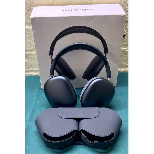 9 - BOXED APPLE AIRPODS MAX OVER EAR HEADPHONES WITH NOISE CANCELLATION, SMART CASE AND CHARGING CABLE I... 