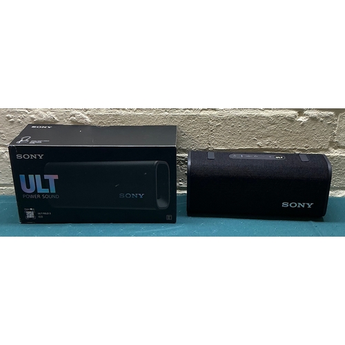 17 - BOXED SONY ULT FIELD 3 BLUETOOTH SPEAKER WITH CHARGER