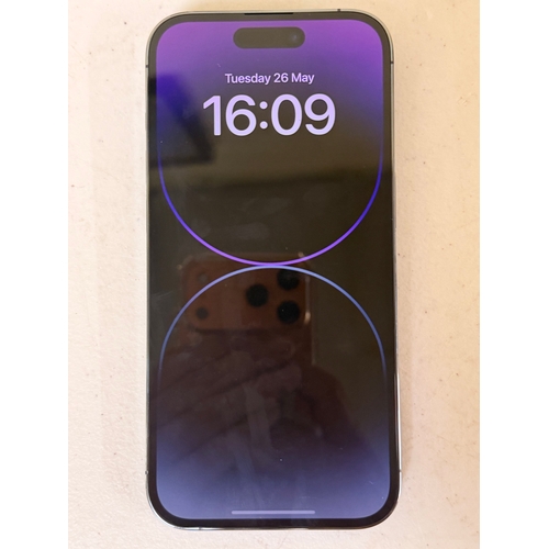 7 - BOXED IPHONE 14 PRO 256GB IN DEEP PURPLE WITH CHARGING CABLE - NOT LINKED TO ACCOUNT S/N: C2KXRM2T7K