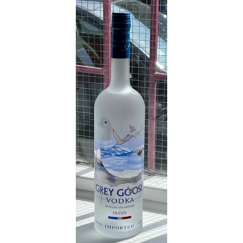 43 - Grey Goose Vodka - 1 Litre French Vodka (sealed A/New)