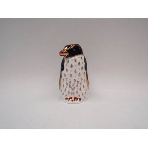 1449 - A Royal Crown Derby paperweight Rockhopper Penguin 1981-2002, 21 years of Crown Derby paperweights, ... 