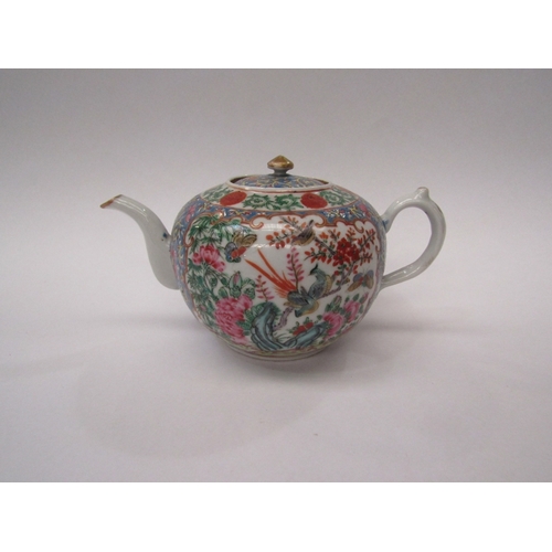 286 - A 19th Century Chinese Taou-Kwang bullet form teapot