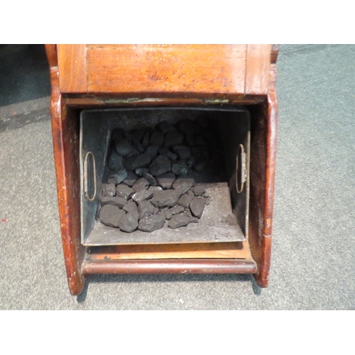 1106 - An oak coal box with inner liner and scoop