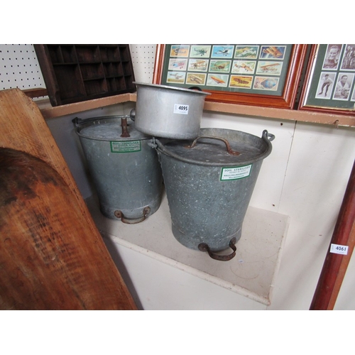 4095 - A galvanised steriliser bucket set