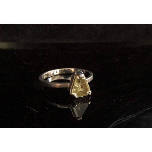 5104 - A white gold ring with 1.18ct trillion cut natural yellow diamond, stamped 750. Size N, 2.5g    (R) ... 