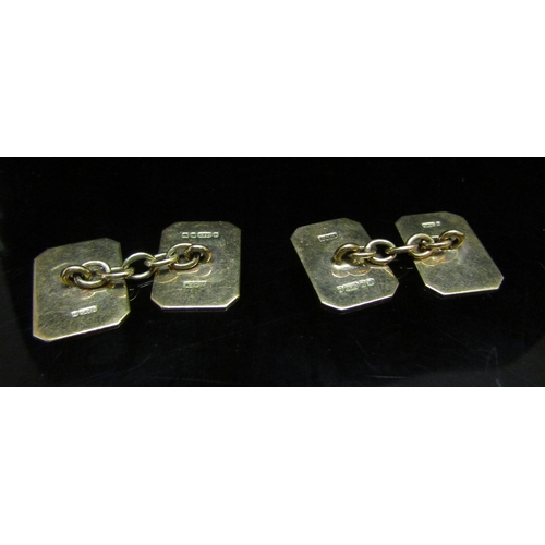 5167 - A pair of 9ct gold engine turned cufflinks, 5g