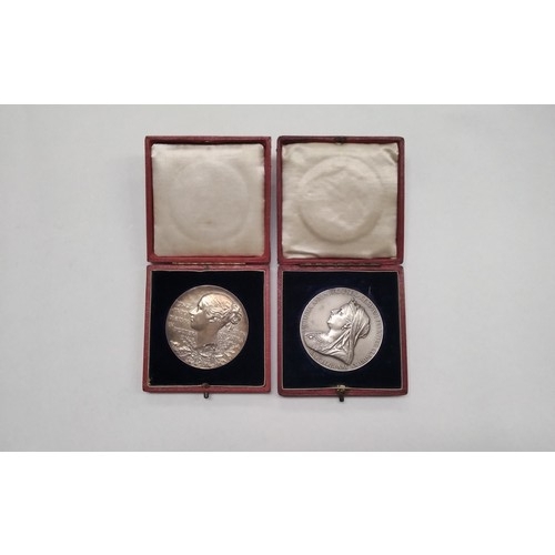 9054 - Two 1897 Queen Victoria Diamond Jubilee medallions in original cases.