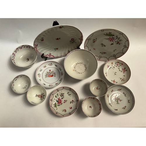 8003 - A collection of 18th and 19th Century porcelain including Newhall, tea bowls and saucers etc. (12)