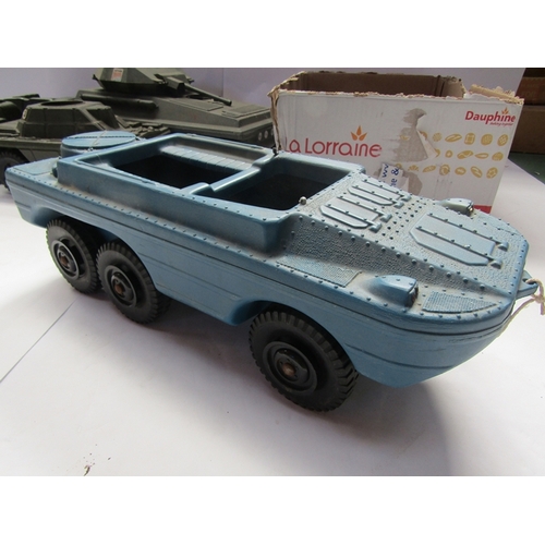 7134 - A collection of playworn 1970's Action Man figures, vehicles, clothing and accessories including Pal... 