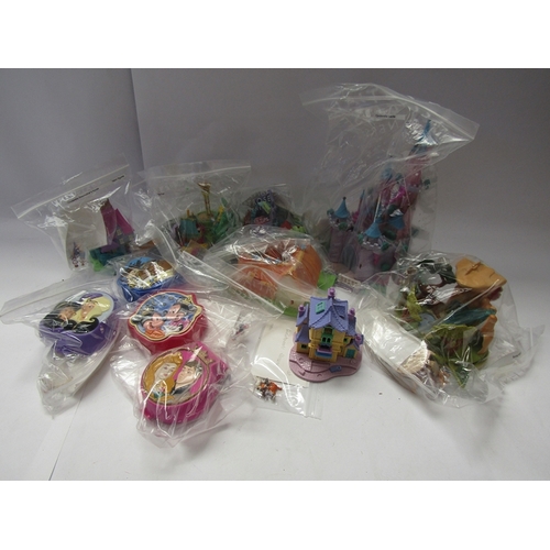 7142 - Eleven Bluebird Polly Pocket Disney playsets to include Mickey Mouse Palace, Aladdin, Sleeping Beaut... 