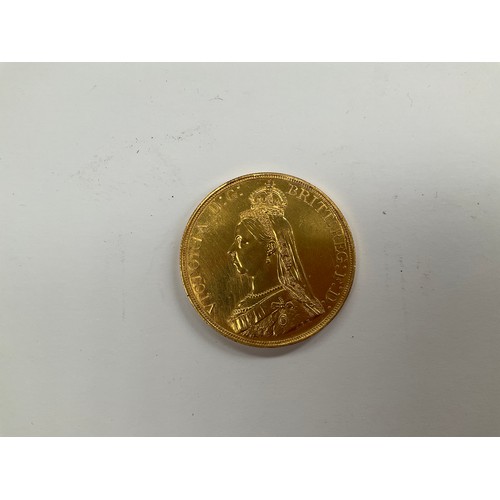 8085 - An 1887 Queen Victoria Jubilee head gold £5 coin