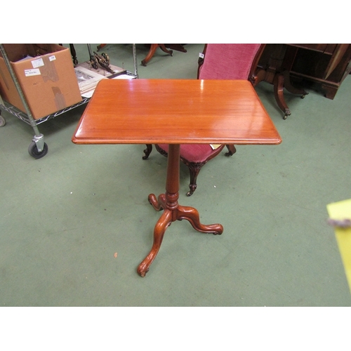 108 - A Victorian satin-walnut tripod table   (R) £30