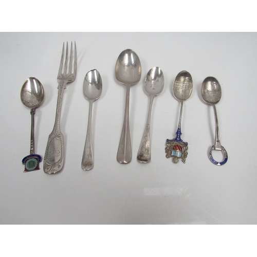 8222 - Silver souvenir spoons, teaspoons and a fork (6) 98g