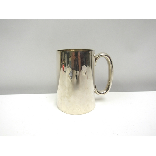 8227 - A Victorian silver tankard with engraved monogram and date to the front. Makers mark rubbed, London ... 