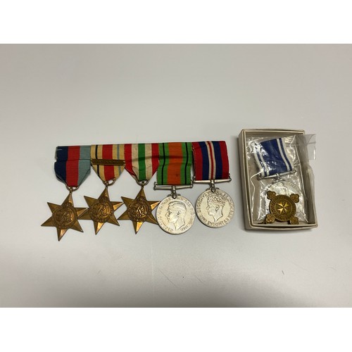 5403 - A WWII medal group of five consisting of 1939-45, Africa and Italy stars, war medal and defence meda... 