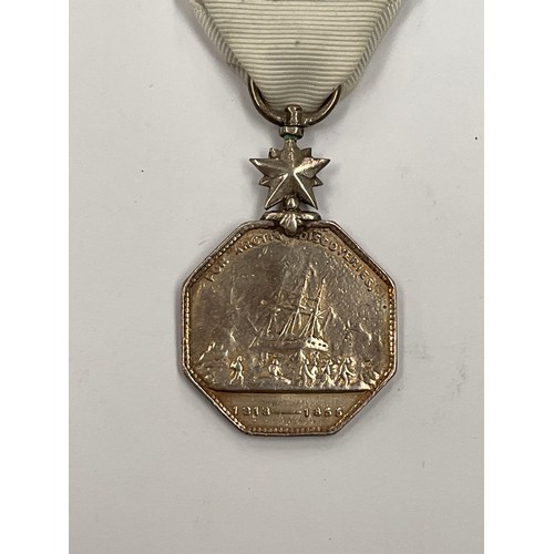 5394 - A replica of a Victorian Arctic medal