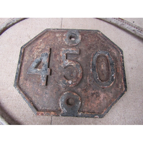 4075 - A cast iron GER bridge plate 450