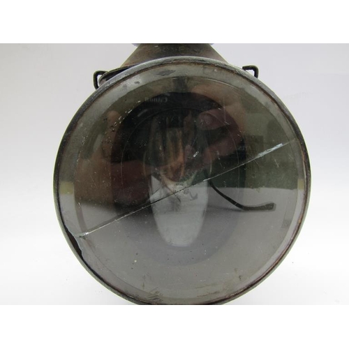 4109 - An LNER three aspect handlamp with resevoir and ceramic burner, glass a/f