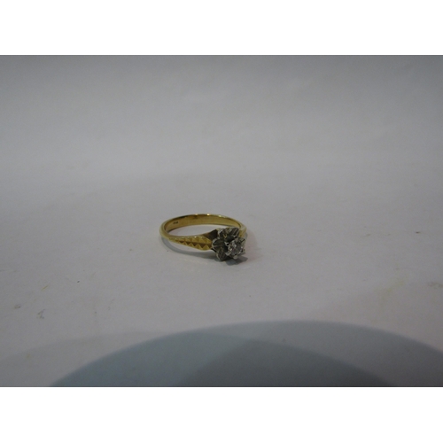 324 - An 18ct gold ring, set with single diamond, size M, 2.9g