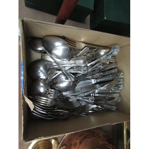 392 - A quantity of plated cutlery