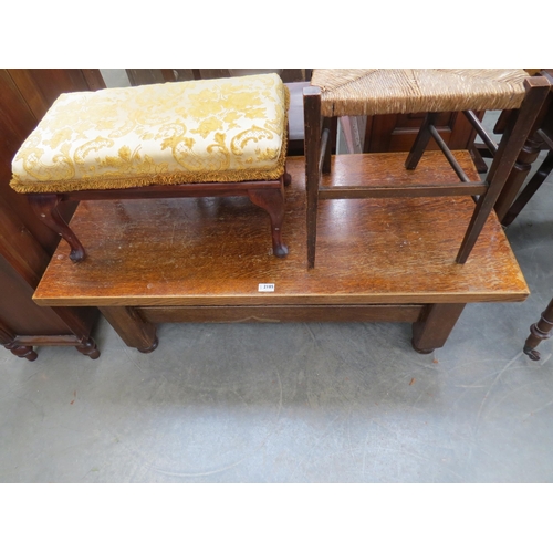 2224 - A 20th Century oak coffee table of rectangular form    (E) £5-10