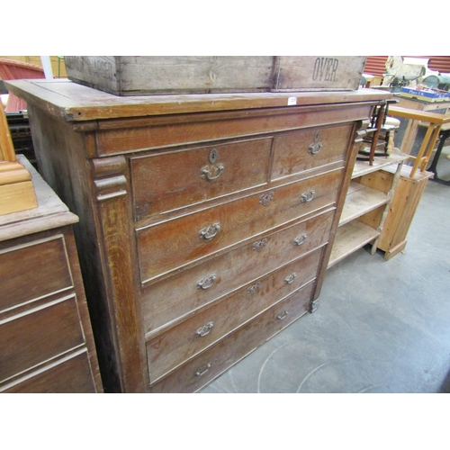 2230 - A Victorian oak two over four chest of drawers    (E) £15-20