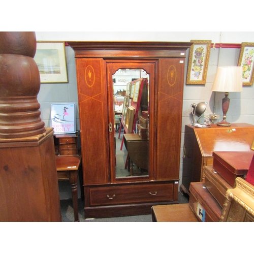1052 - An Edwardian mirrored door wardrobe with under drawer. 201cm x 128cm x 49cm   (R) £0